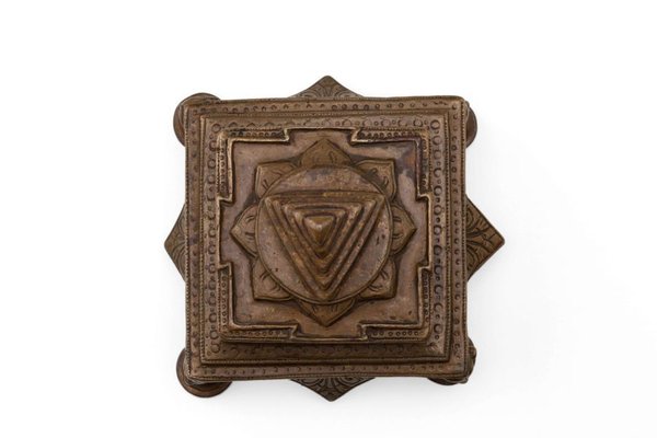 Alternate image of Kali Yantra by
