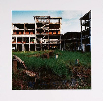 Alternate image of Standing still by Simryn Gill