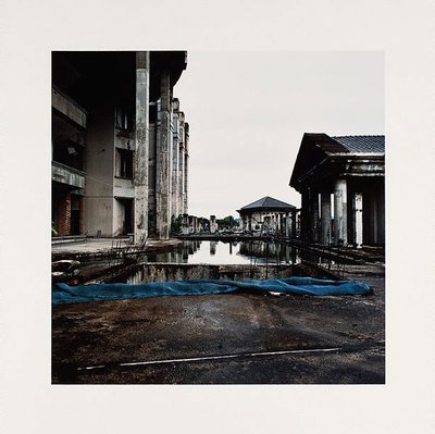 Alternate image of Standing still by Simryn Gill