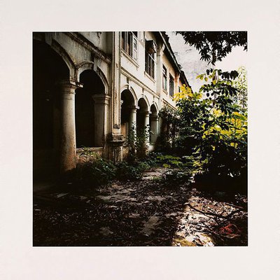 Alternate image of Standing still by Simryn Gill