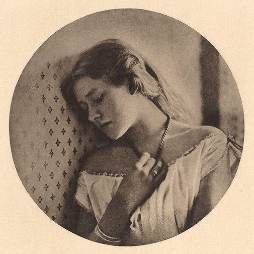 Ellen Terry, at the age of sixteen 1864, from Camera Work, no 41, Jan ...