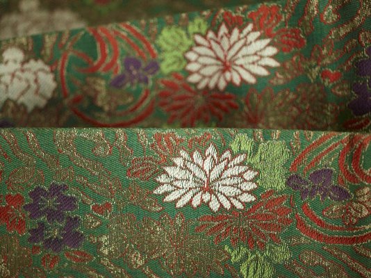 Alternate image of Koshimaki obi (sash) with cherry blossoms, narcissus, peonies and stylised wave by