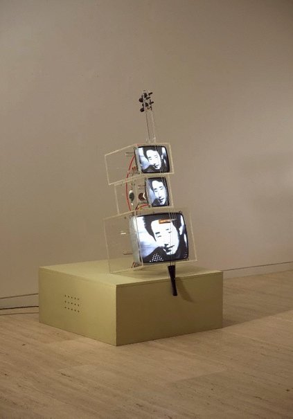 An image of TV cello by Nam June Paik