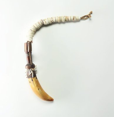 Alternate image of Amulet or receptacle for gunpowder by
