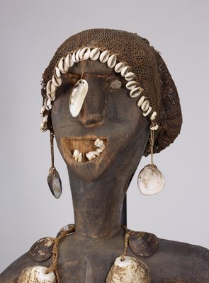 Alternate image of Female figure by