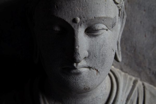 Alternate image of Standing Buddha by