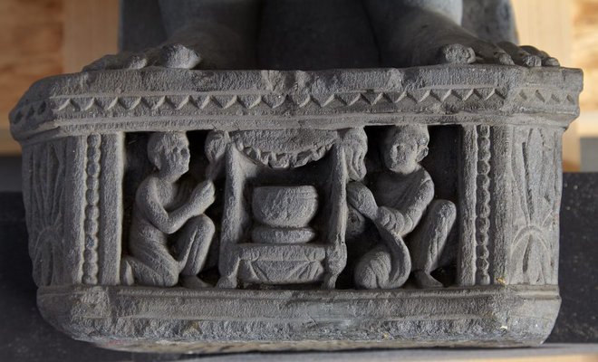 Alternate image of Standing Buddha by