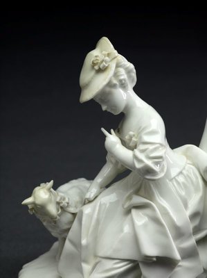 Alternate image of Seated shepherdess with lamb, model by Höchst